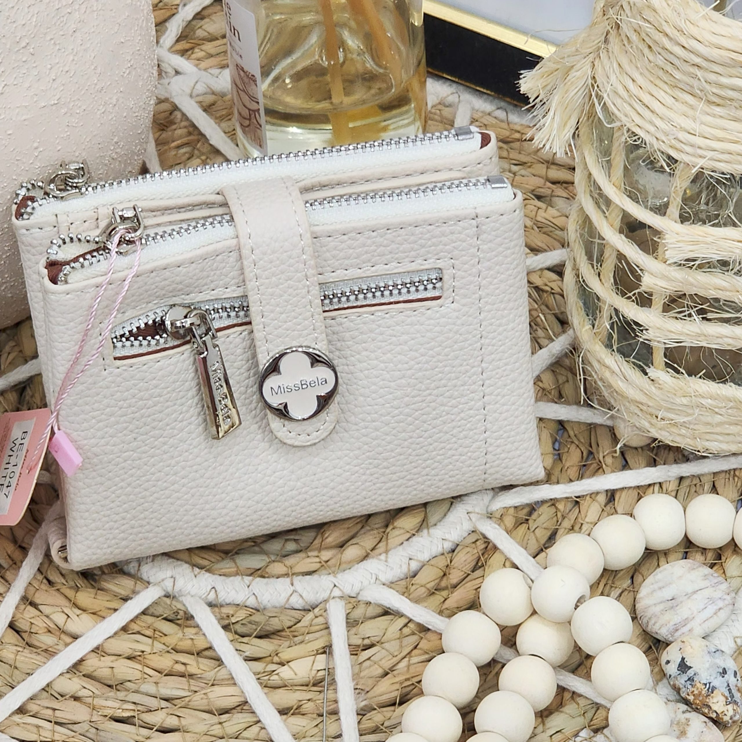 BE-1047 blanc PORTE MONNAIE BE-1047 – Image 1